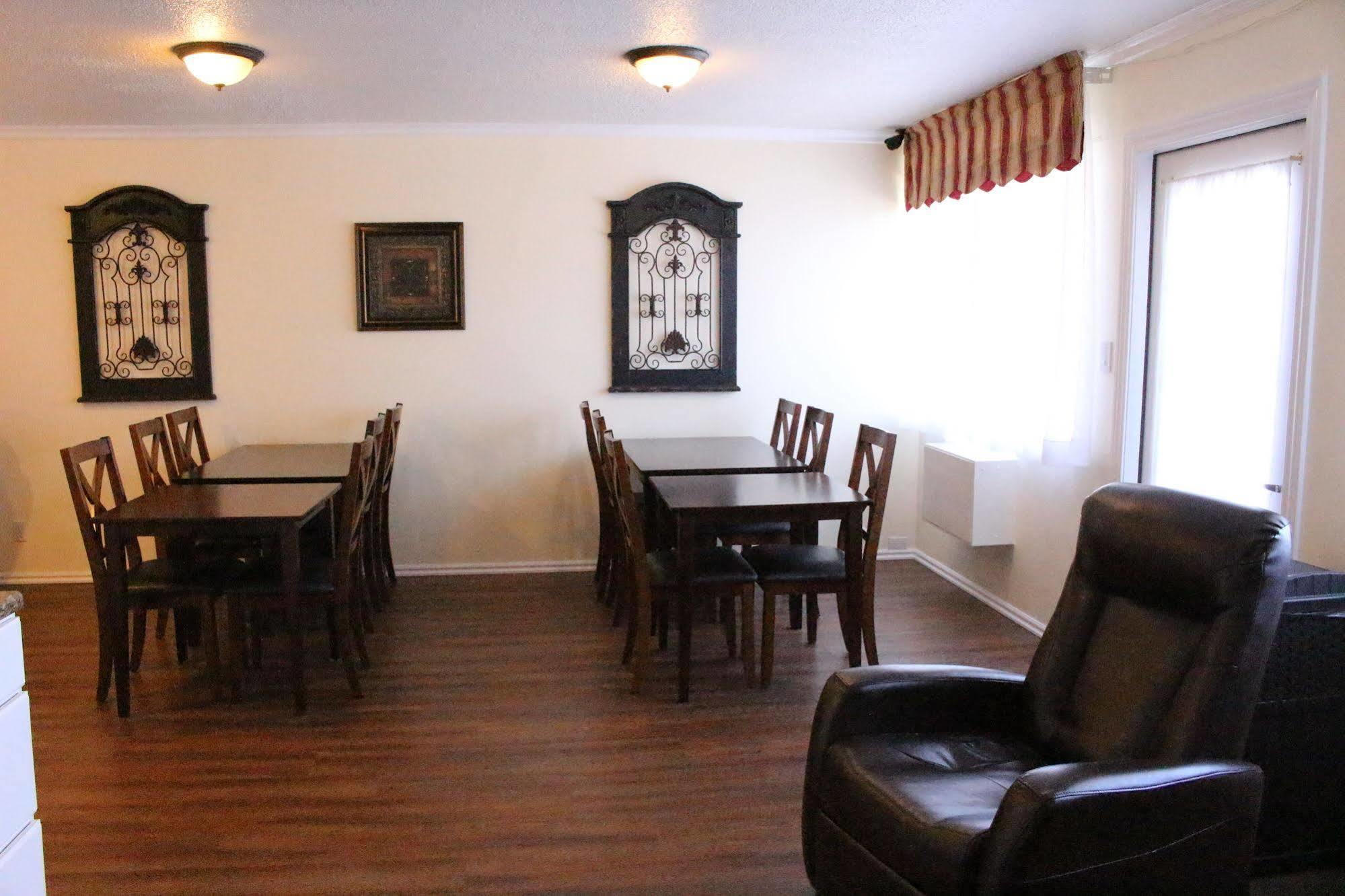 Sovana Inn Medford Ngoại thất bức ảnh