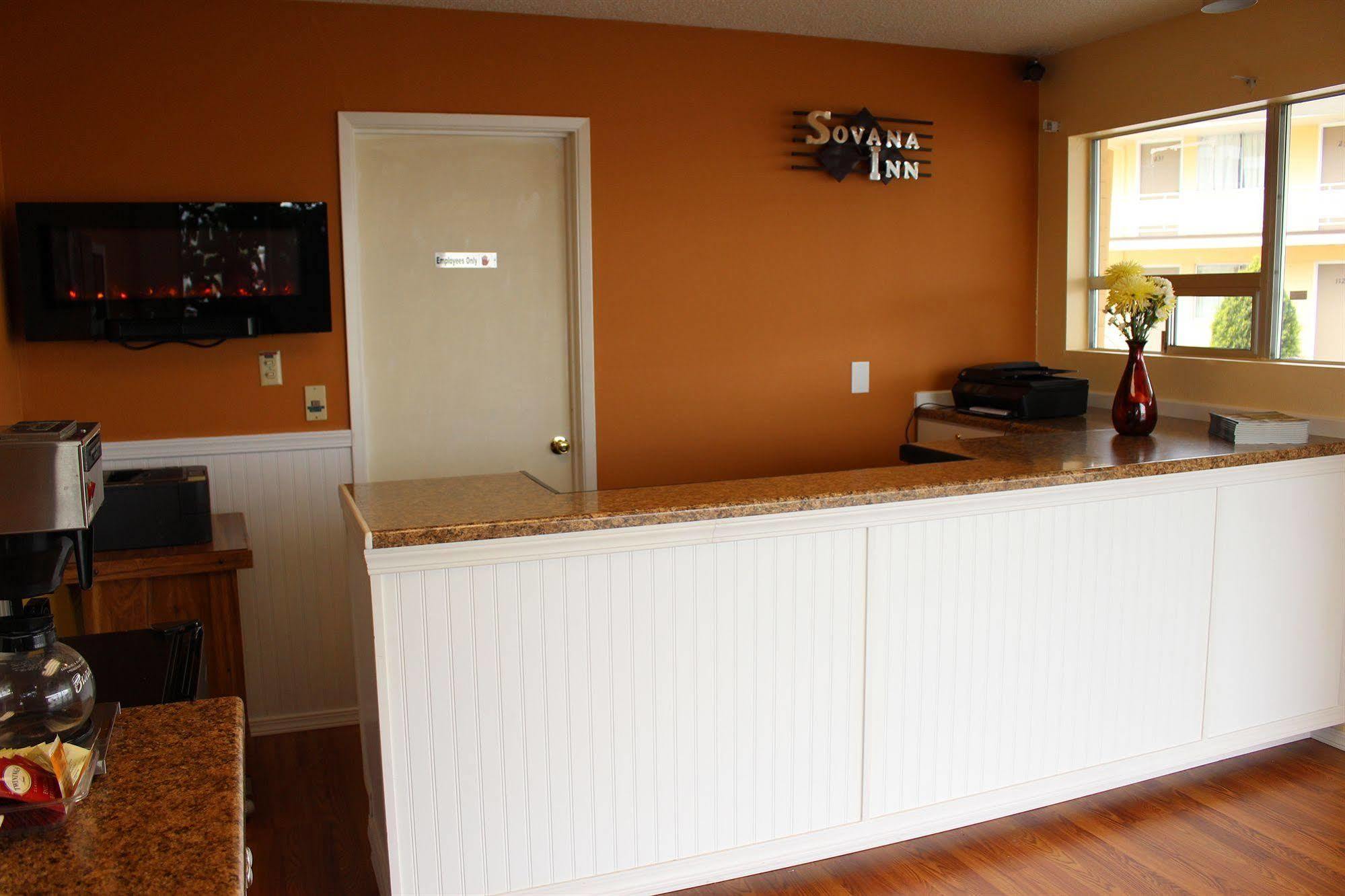 Sovana Inn Medford Ngoại thất bức ảnh